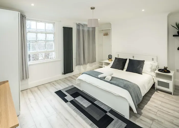 Modern 2Br Flat - 7 Min To Whitechapel Station